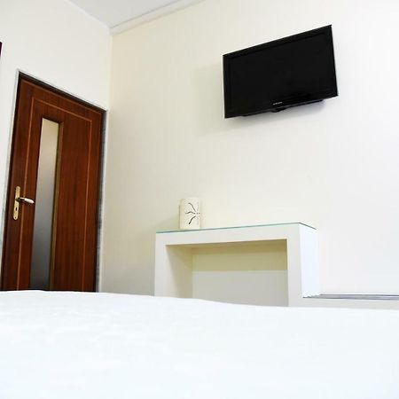 B&B Al Vecchio Glicine Torre Canne Exterior photo